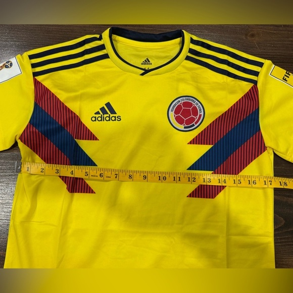 2018 FIFA World Cup Colombia Home 2018 Football Soccer Jersey - Picture 7 of 8